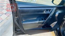 تۆیۆتا کۆرۆلا